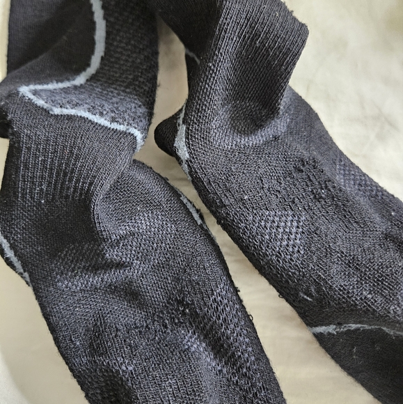Two Pairs of Smartwool PhD Ski Cushion Over-the-Calf Socks Size Medium Pre-owned - Picture 2 of 4